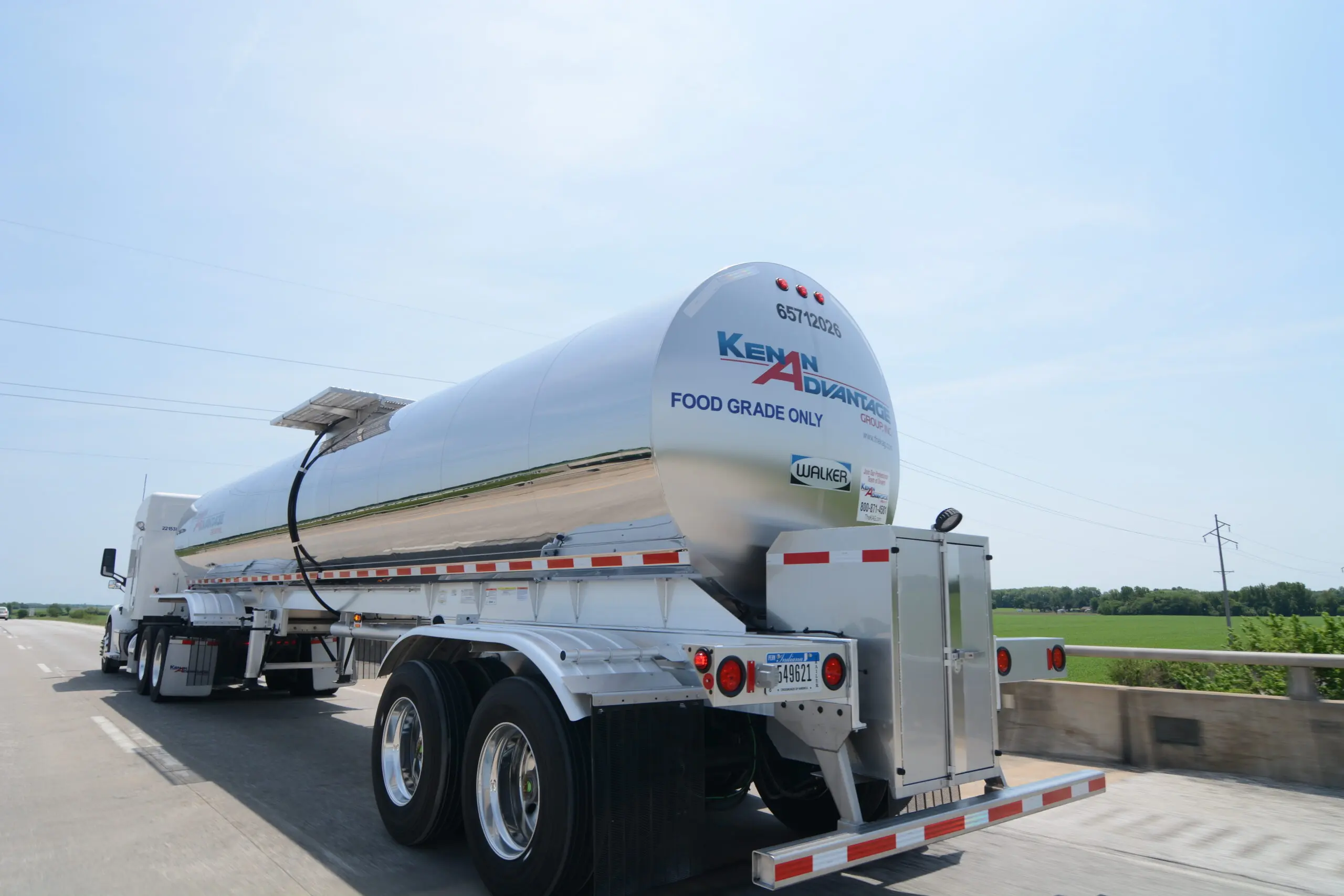 Kenan Advantage Group offers specialized food-grade fleets to ensure the safety and quality of your food and beverage distribution.