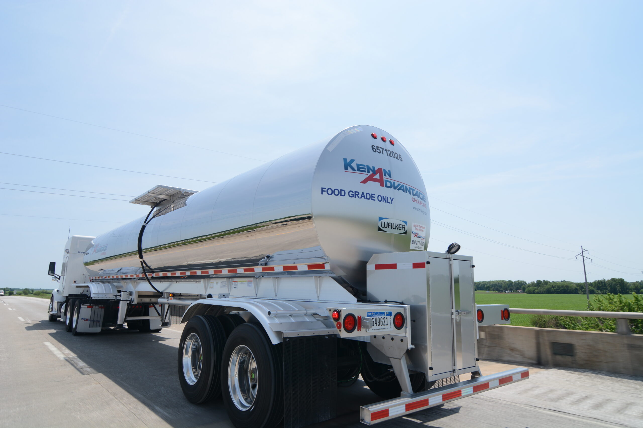 Kenan Advantage Group offers specialized food-grade fleets to ensure the safety and quality of your food and beverage distribution.